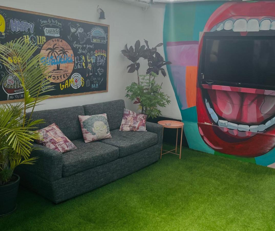 Waikiki Hostel Лима Екстериор снимка