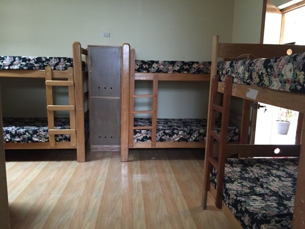 Waikiki Hostel Лима Екстериор снимка
