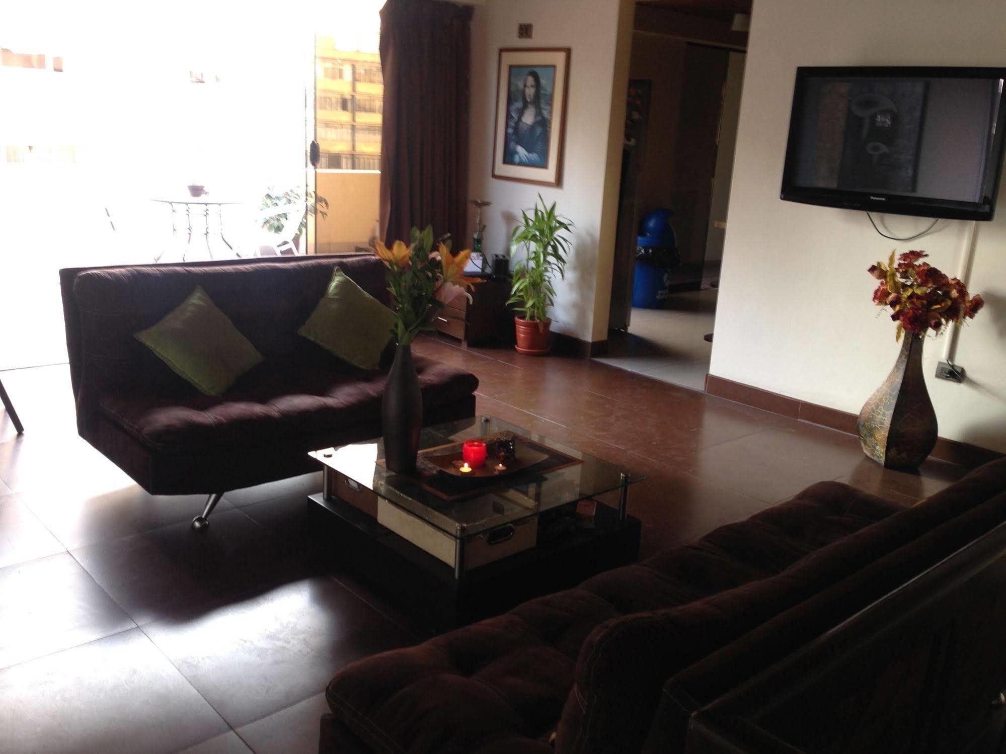 Waikiki Hostel Лима Екстериор снимка